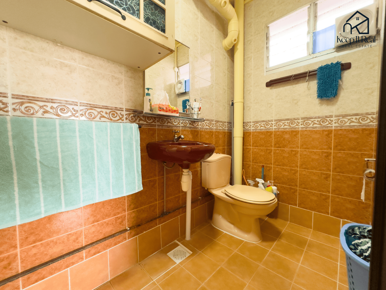 560 HOUGANG ST 51
